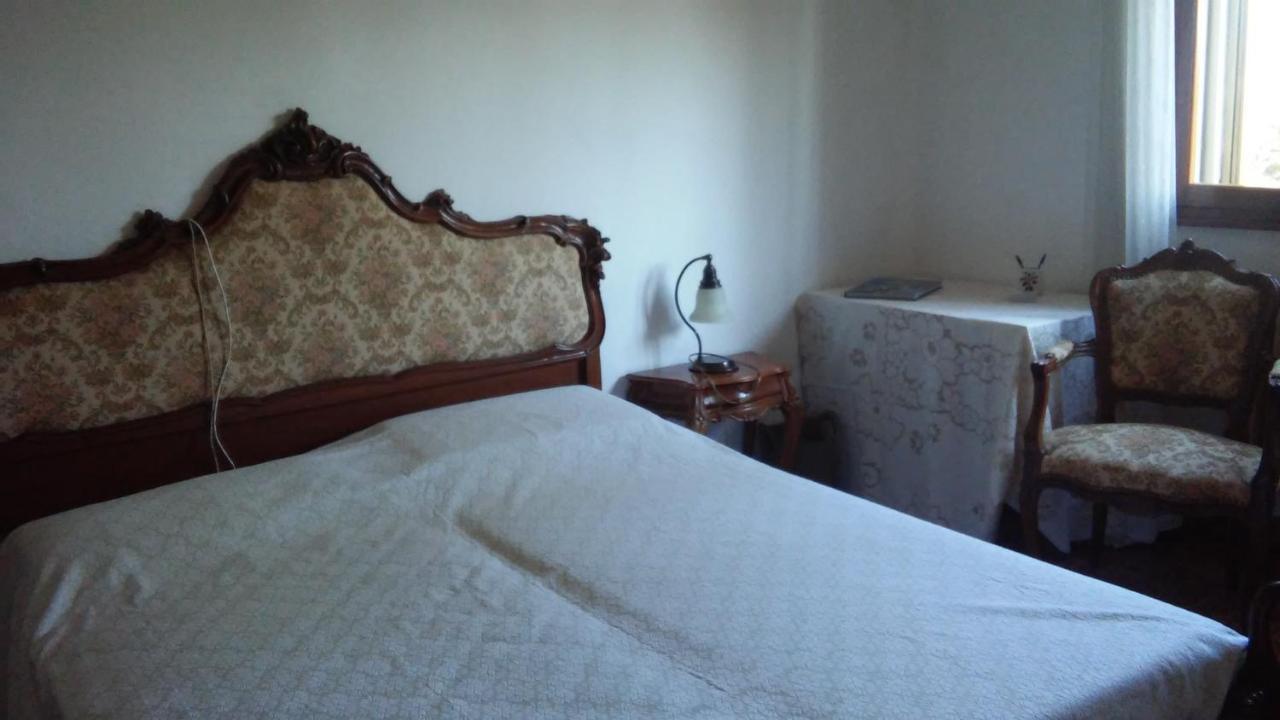 Villa Le Coccinelle Porto Viro Exteriör bild